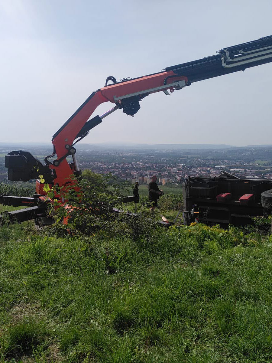 Krandienst Seitenbecher für Baustellen und Hebearbeiten