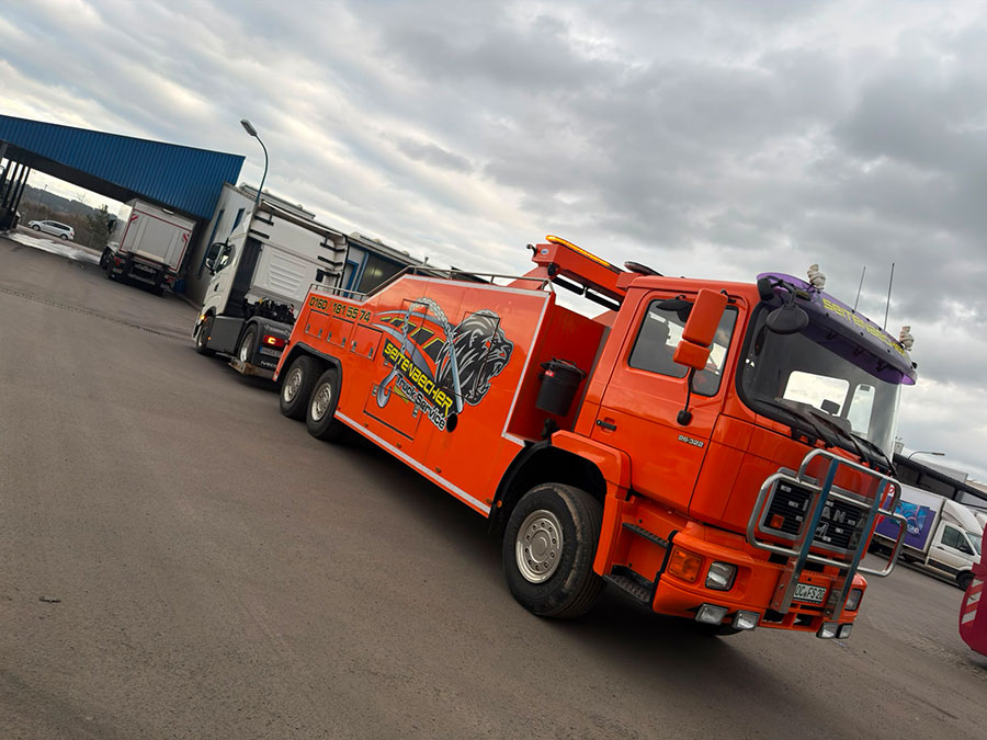 LKW Abschleppdienst in Illerich